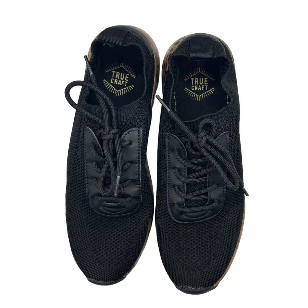 True Craft Flyknit Black/Tan Leopard Print Jogger Sneaker Size 10 - Picture 3 of 10